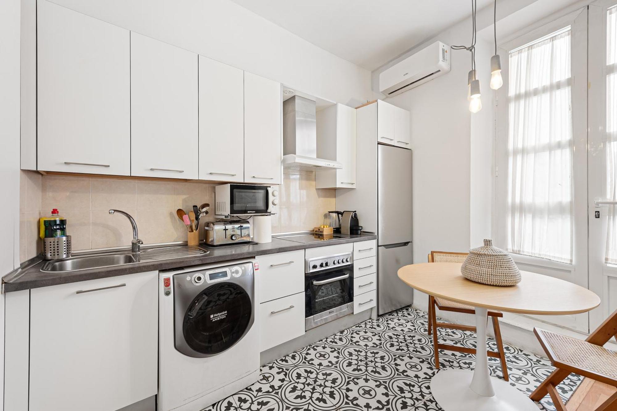 Urbanchicmalaga 2Bedroom Oasis In Historic Malaga Centre Exterior foto